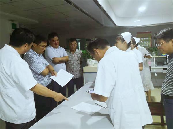 合肥市骨科医院对在院患者开展晚间医保查房